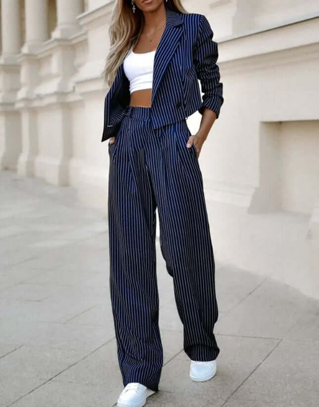 Women's Elegant Two-Piece Set: Chic & Comfortable Outfit
