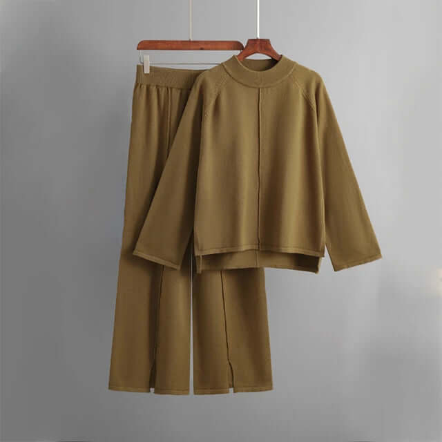 Women's Relaxed Fit Loungewear Set
