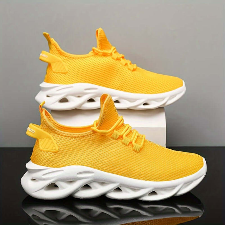 Men's Breathable Running Shoes: Lightweight & Cushioned