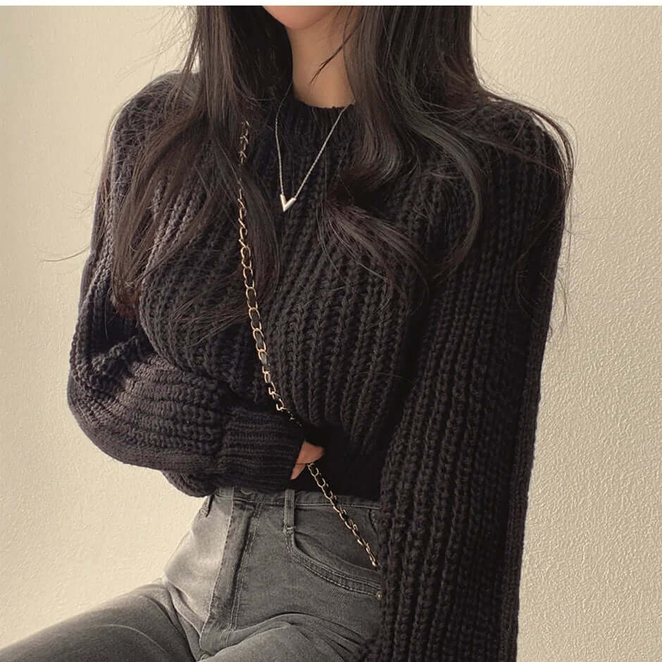 Women's Long-Sleeve Pullover Sweater - Elegant & Cozy
