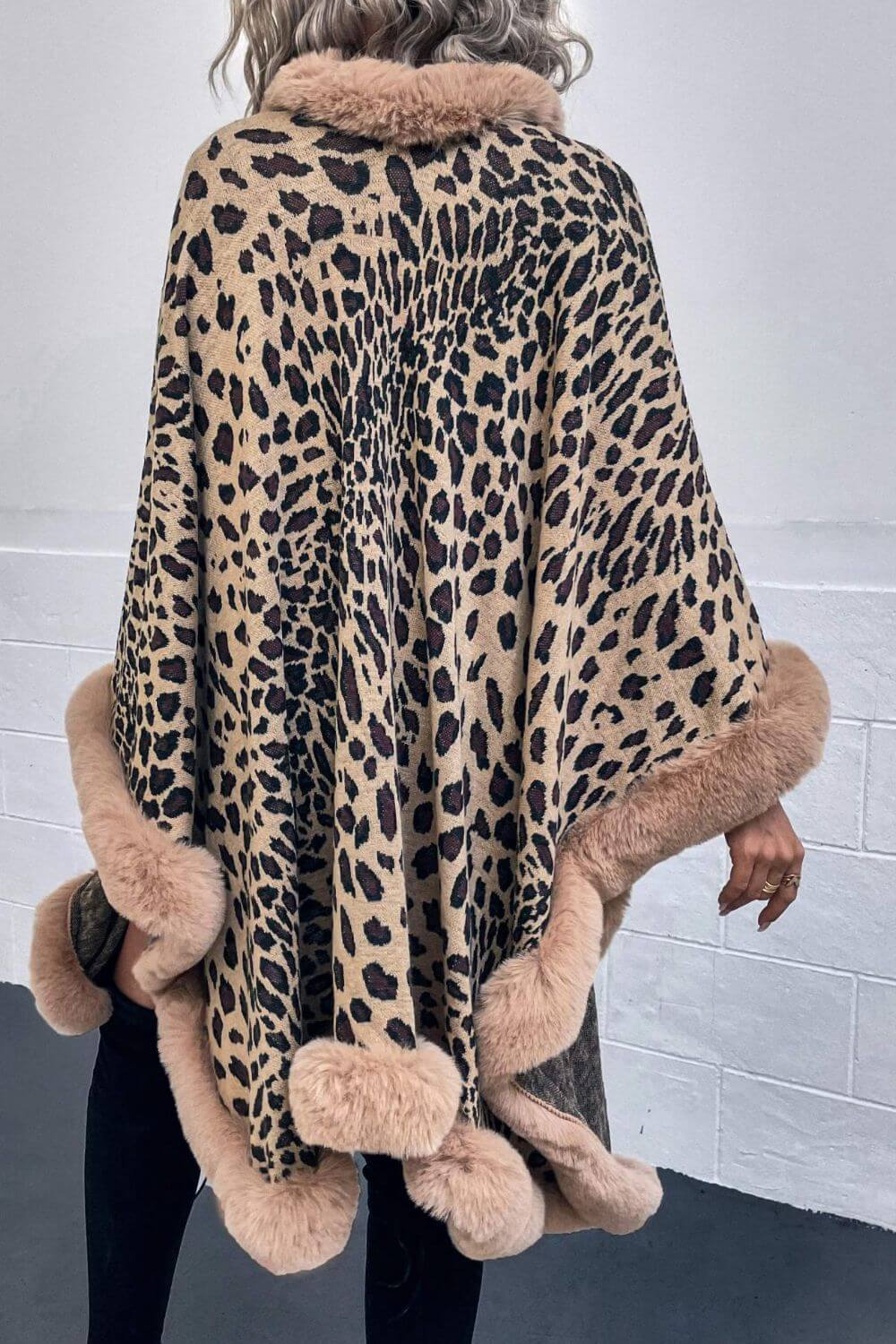 Women's Leopard Print Open Poncho - Stylish & Comfortable