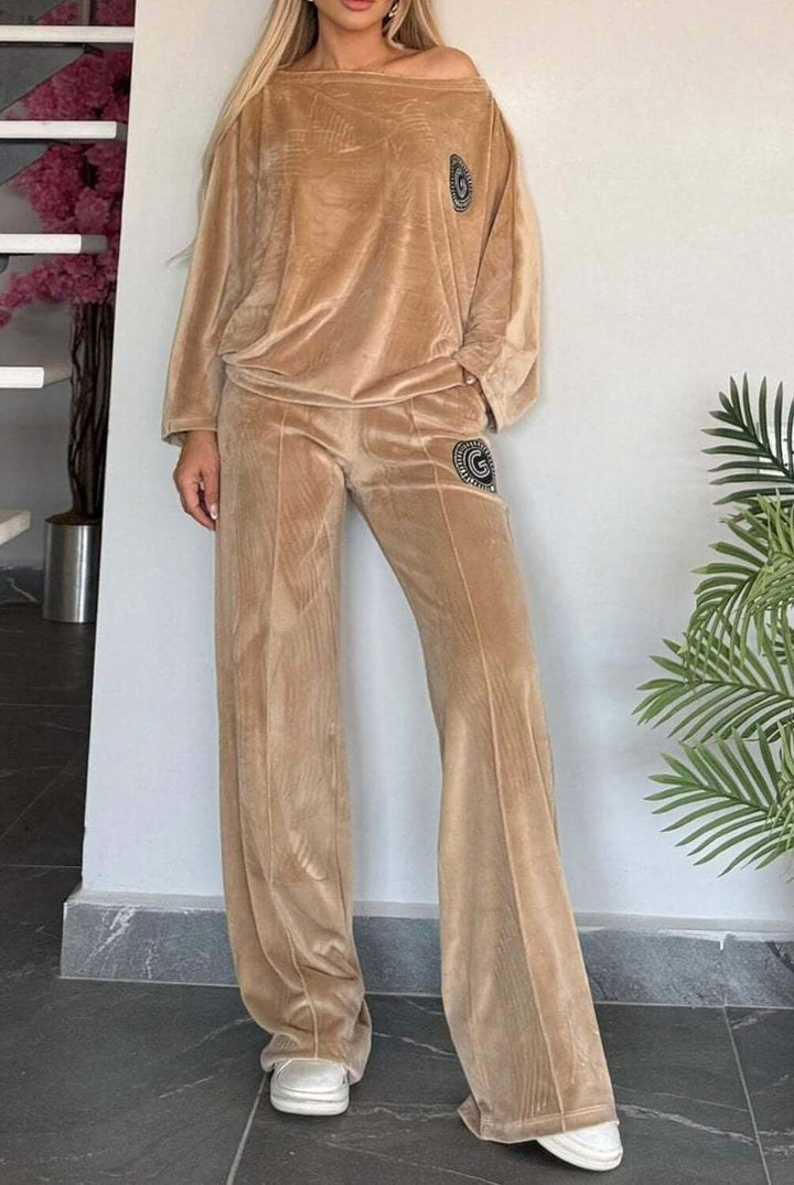 Luxurious Velvet Women's Lounge Set