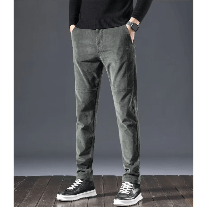 Men's Fleece-Lined Corduroy Pants: Warm & Stylish