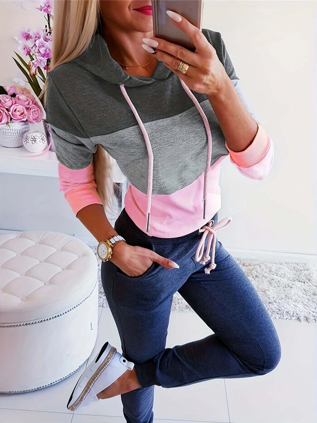 Women's Relaxed Fit Color Block Sweatshirt