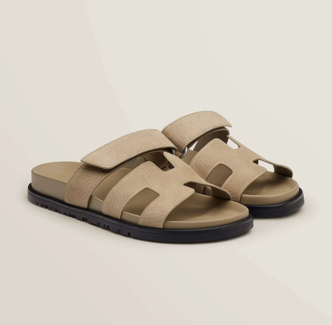 Women's Elegant Strappy Sandals: Chic Summer Footwear