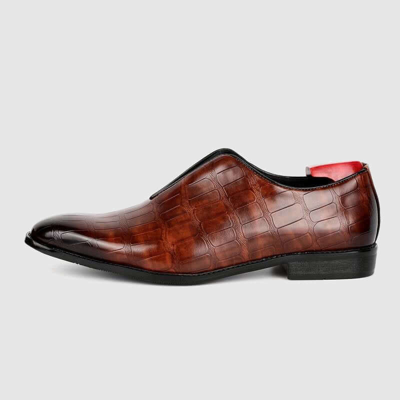 Men's Leather Oxford Shoes: Stone Pattern Detail