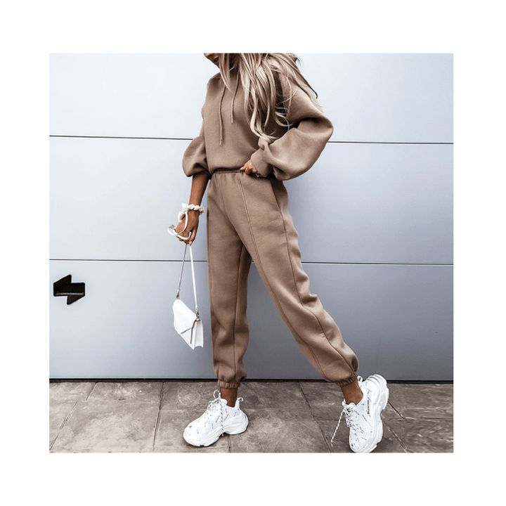 Women's Comfortable Loungewear Set: Hoodie & Joggers
