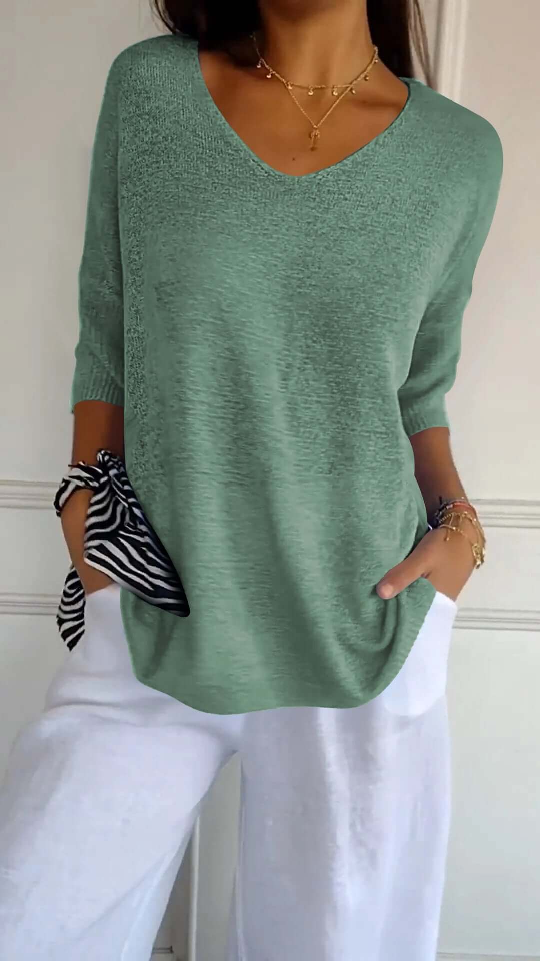 Women's Relaxed V-Neck Knit Top