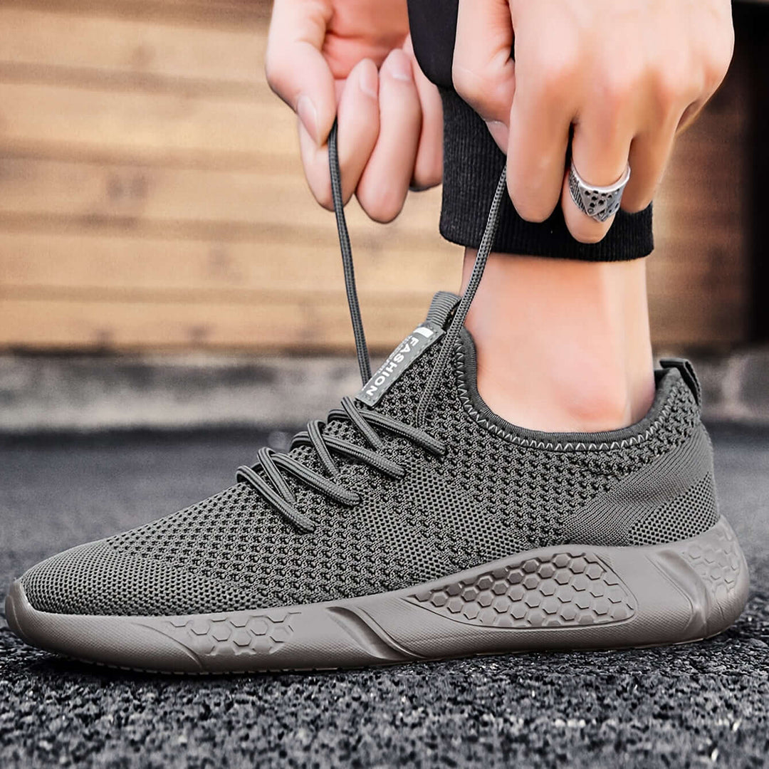Men's Breathable Knit Sneakers: Lightweight Casual Shoes