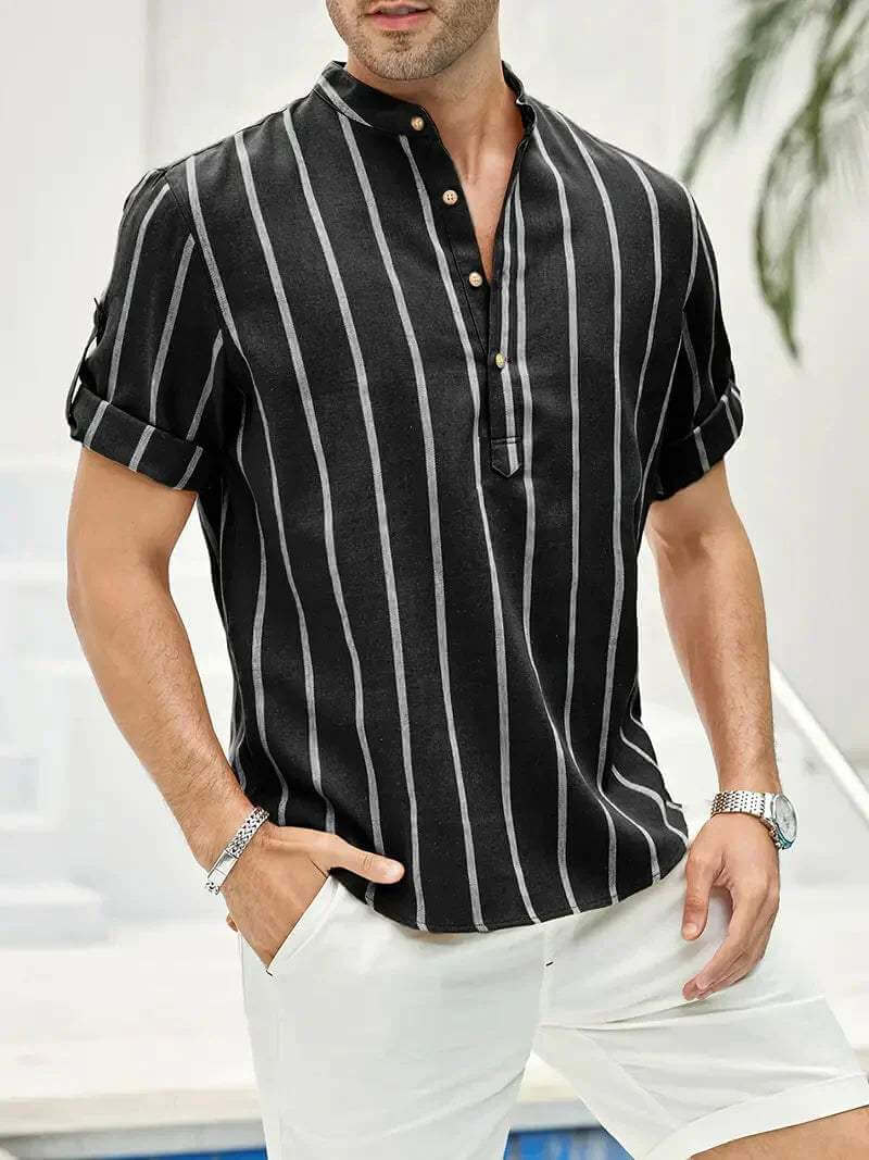 Men's Relaxed Fit Short Sleeve Shirt: Vertical Stripes