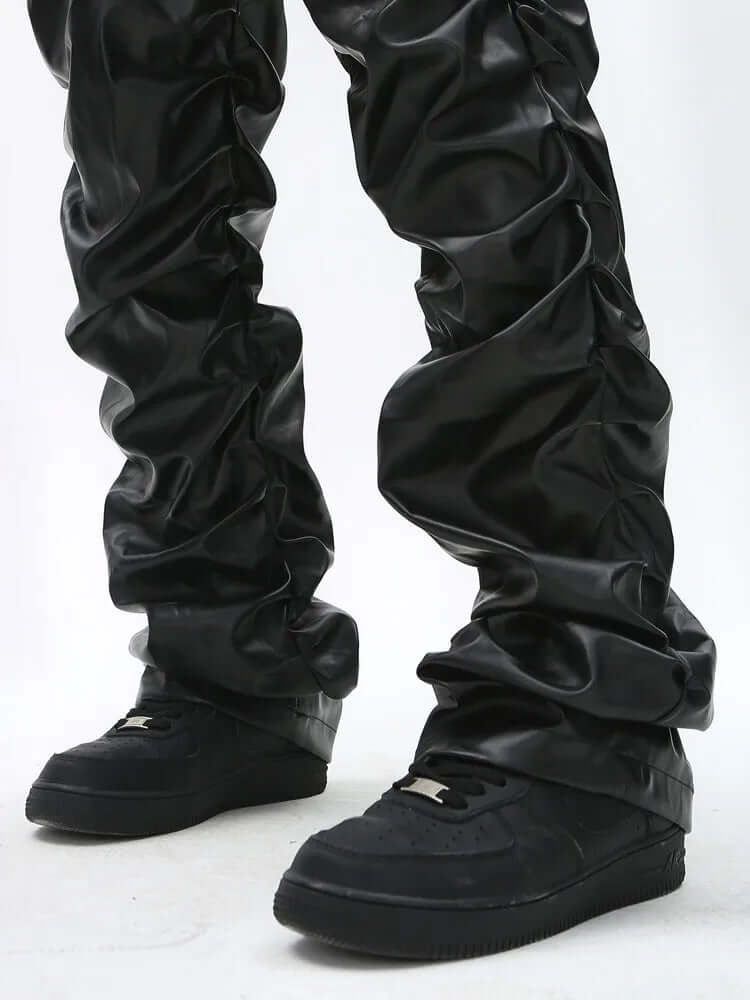 Men's Relaxed Fit Leather Trousers: Full Length, Durable Design