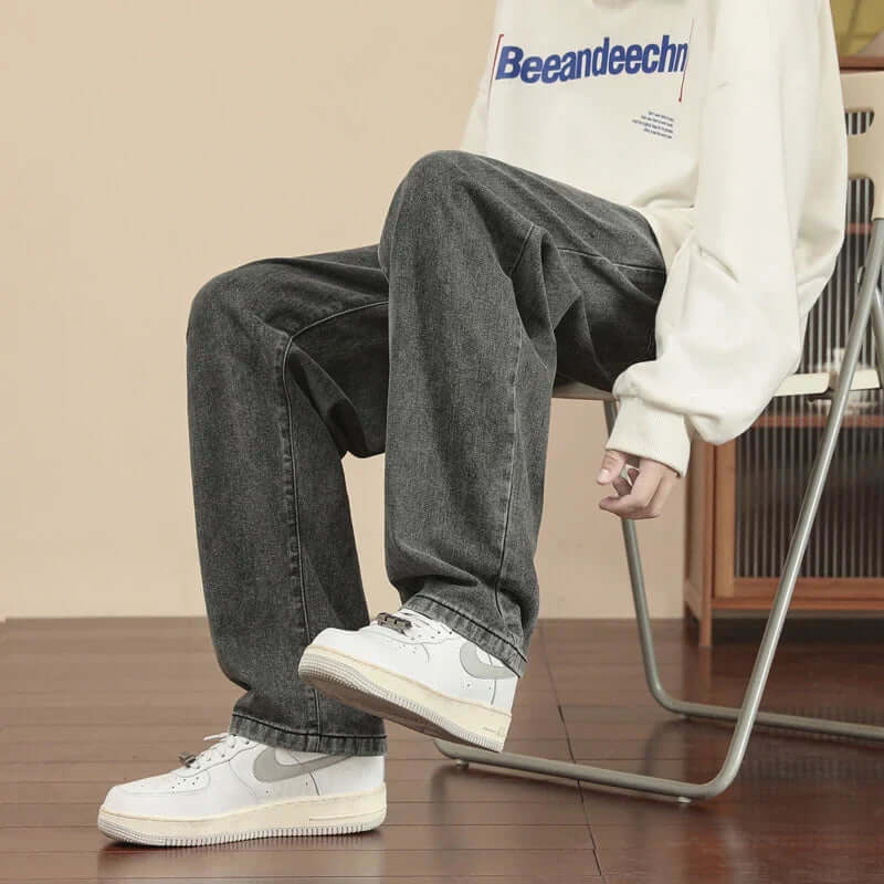 Men's Relaxed Fit Straight Leg Jeans: Durable Denim
