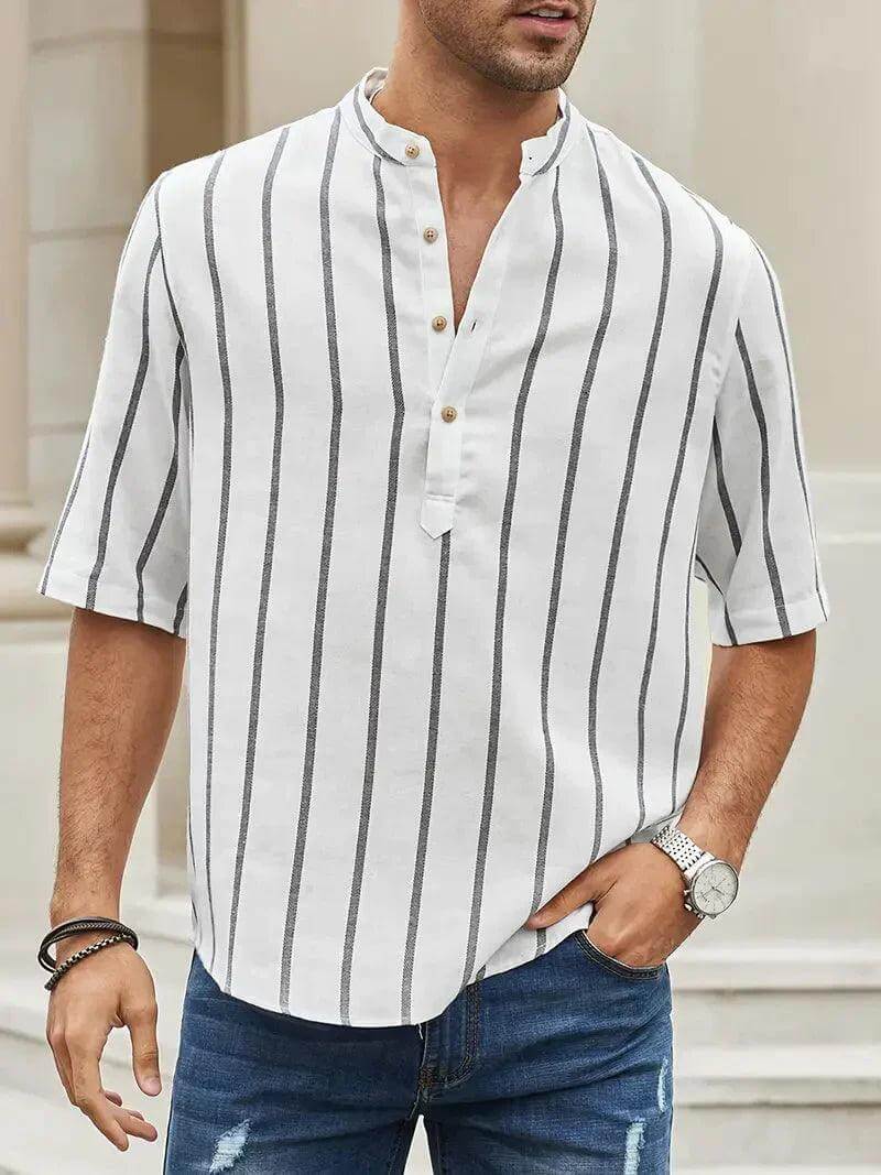 Men's Relaxed Fit Short Sleeve Shirt: Vertical Stripes