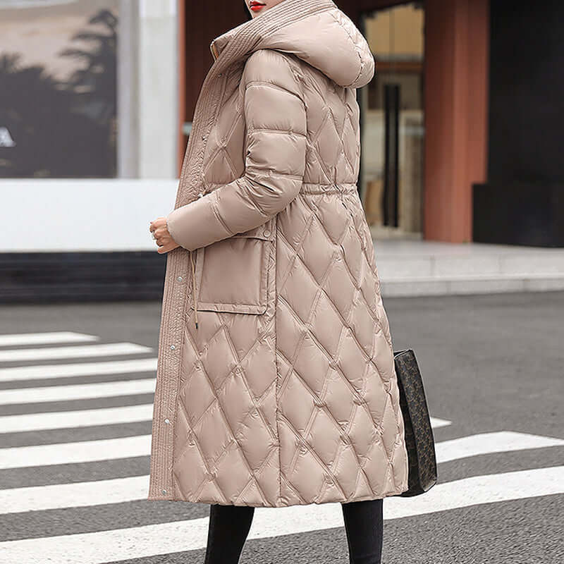 Women's Insulated Hooded Jacket: Warm & Stylish Winter Wear