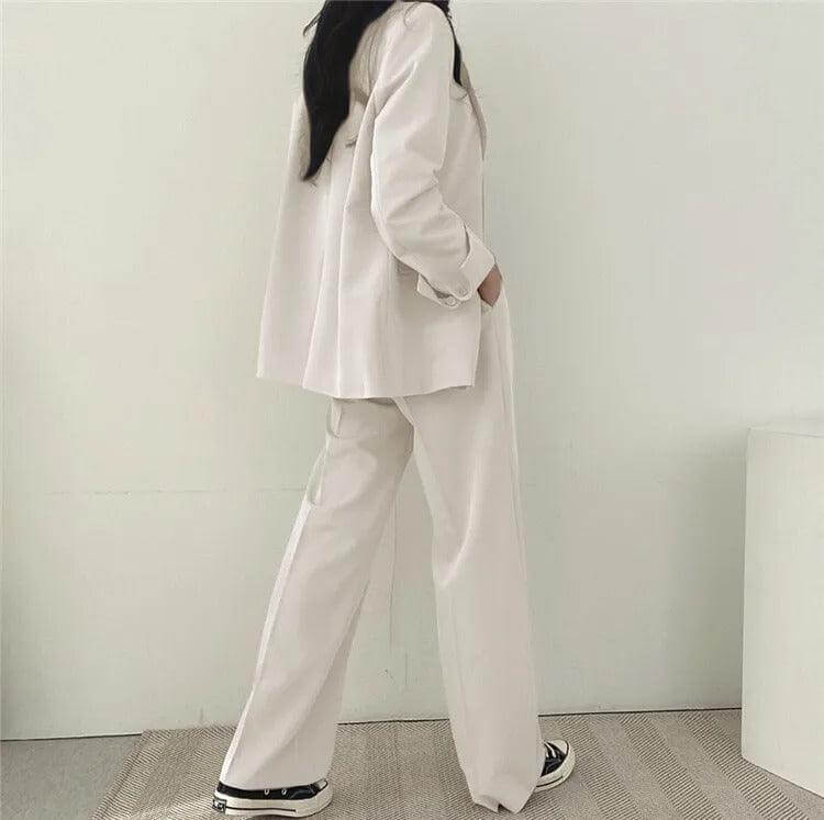 Women's Smart Casual Suit: Oversized Blazer & High-Waisted Trousers