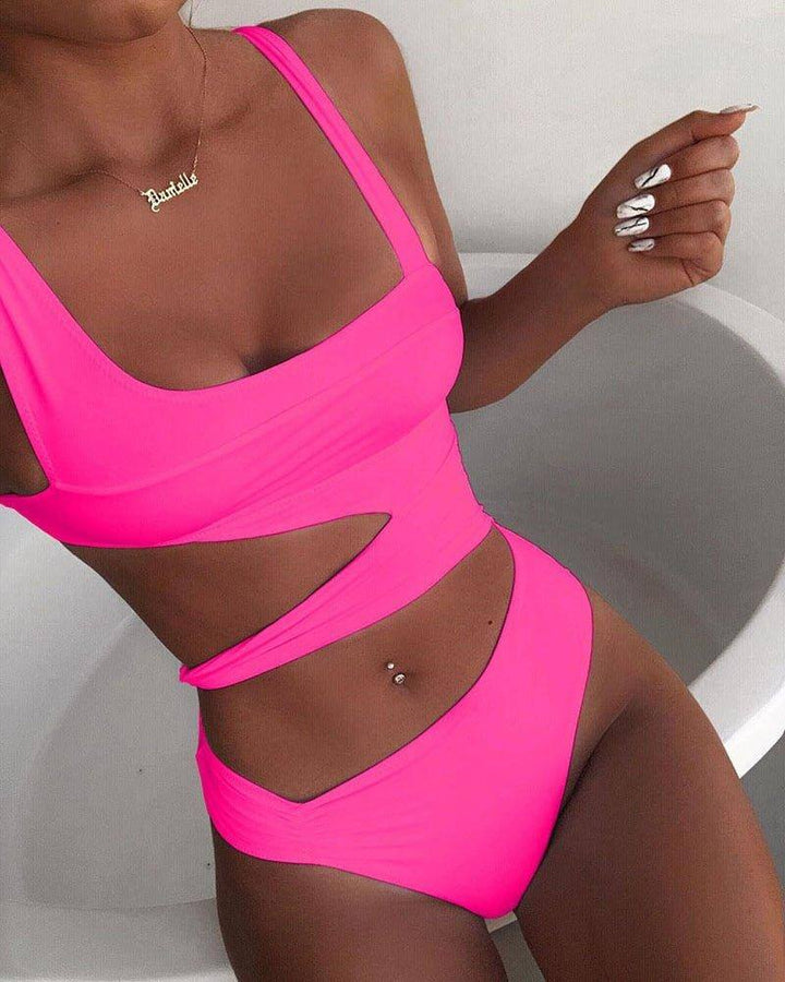 Women's Push-Up One-Piece Swimsuit: Flattering & Supportive