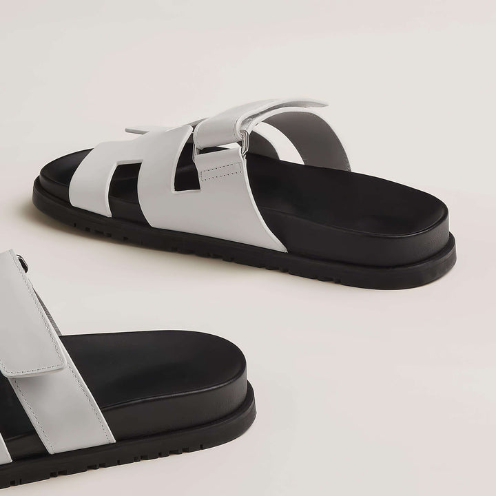 Women's Elegant Strappy Sandals: Chic Summer Footwear