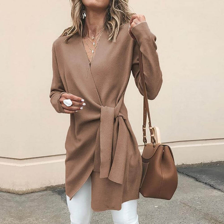 Elegant Wrap Dress: Versatile & Comfortable Everyday Dress