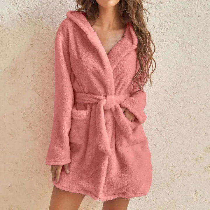 Women's Plush Hooded Bathrobe: Cozy & Comfortable Loungewear