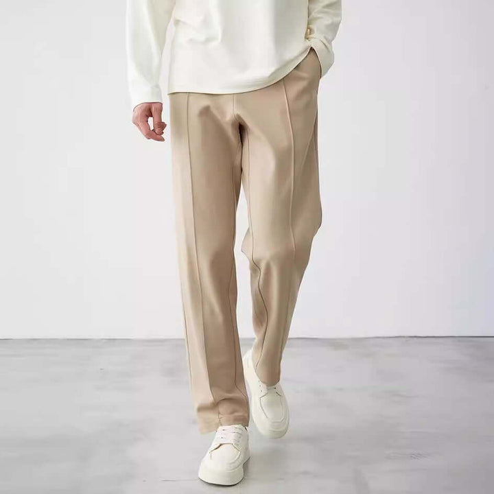 Men's Casual Outdoor Trousers: Slant Pocket Design