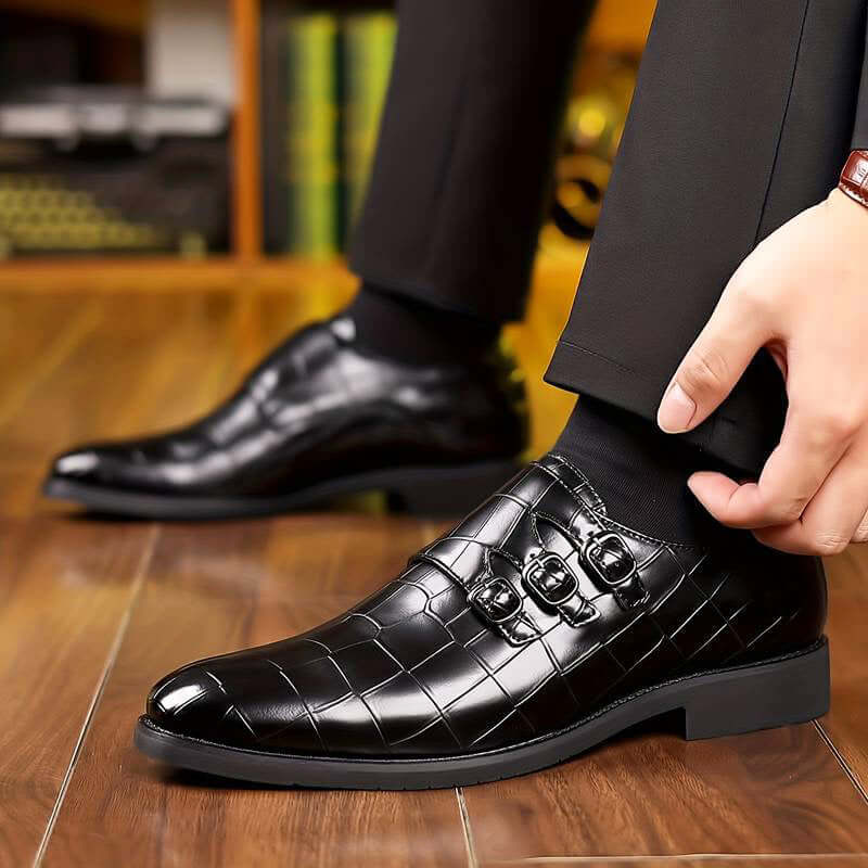 Men's Formal Leather Shoes: Classic Lace-Up Style