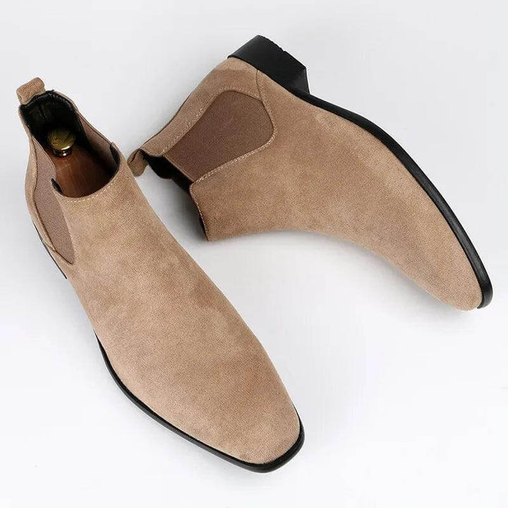 Men's Suede Chelsea Boots: Elegant & Comfortable Footwear