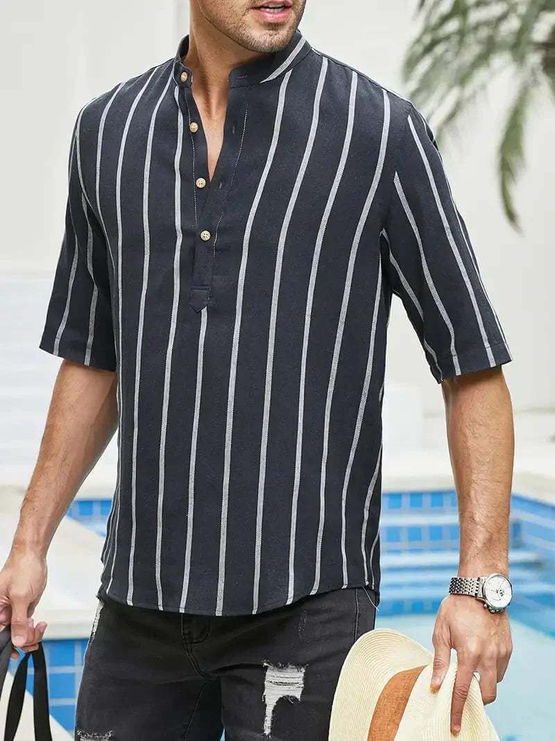Men's Relaxed Fit Short Sleeve Shirt: Vertical Stripes