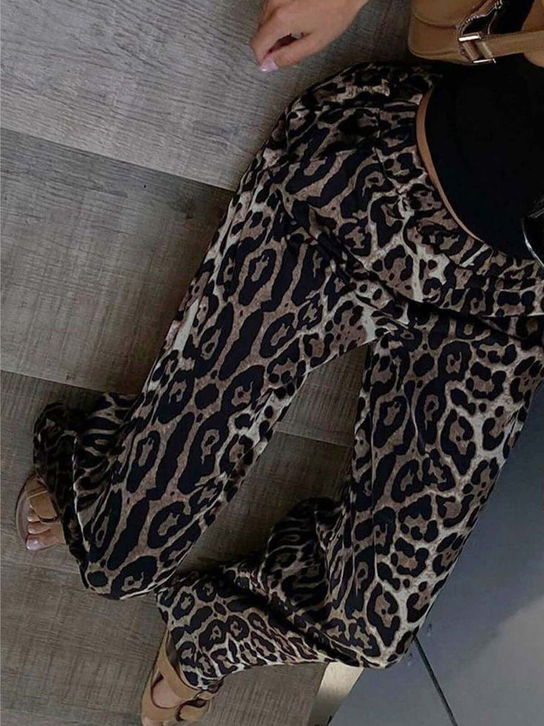 Women's Wide-Leg Animal Print Pants: Elastic Waist, Flowy Fit