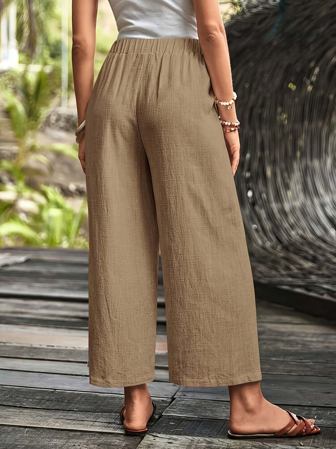 Women's High-Waisted Wide Leg Trousers: Relaxed Fit & Elastic Waist