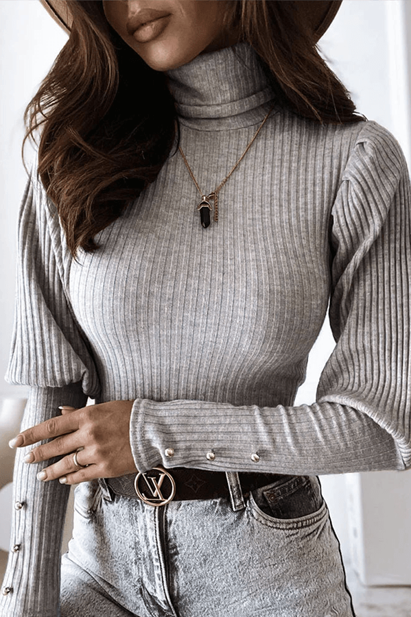 Women's Long Sleeve Turtleneck Top: Cozy & Stylish