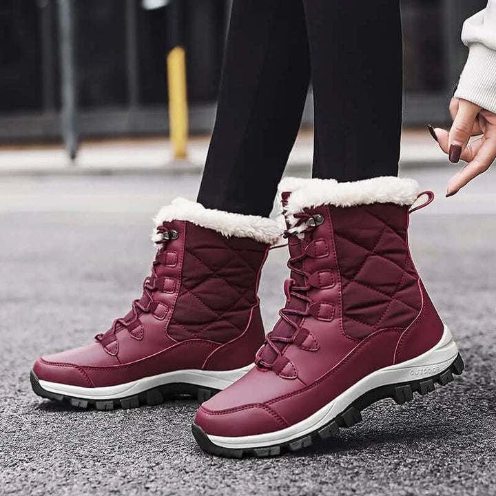 Women's Cozy Lace-Up Outdoor Boots