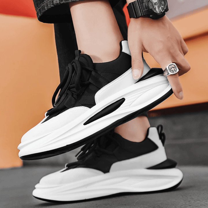 Men's Chunky Sneakers: Cushioned, Sporty Lace-Up Design