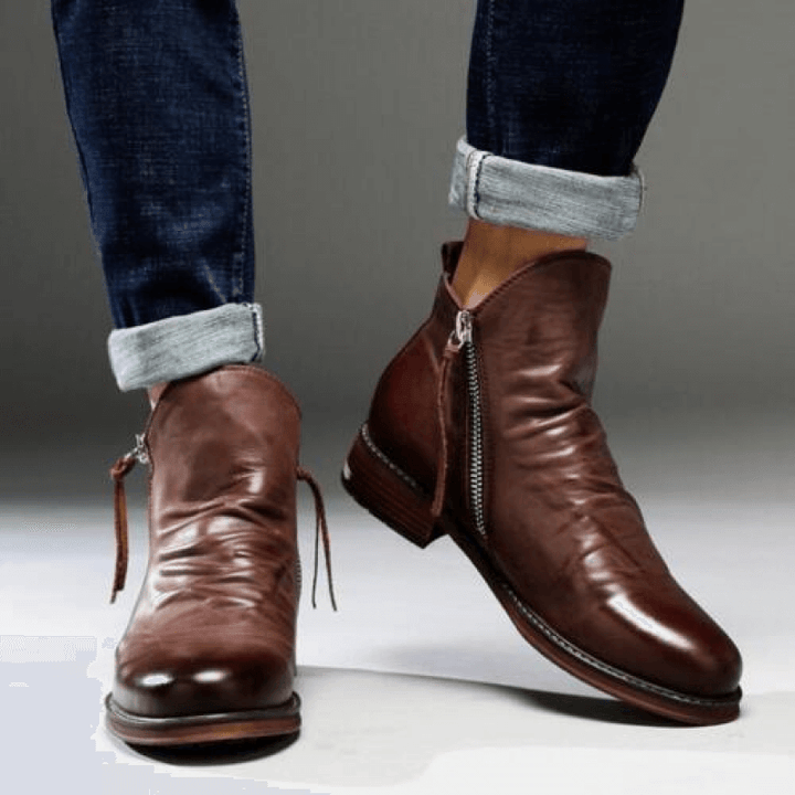 Women's Leather Knee-High Boots: Elegant & Comfortable Footwear