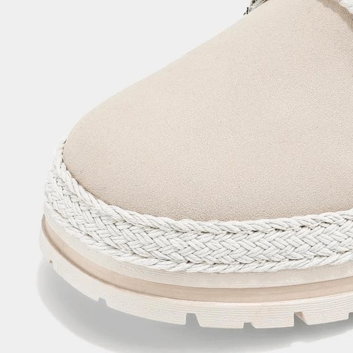 Men's High-Top Outdoor Shoes: Trendy & Durable