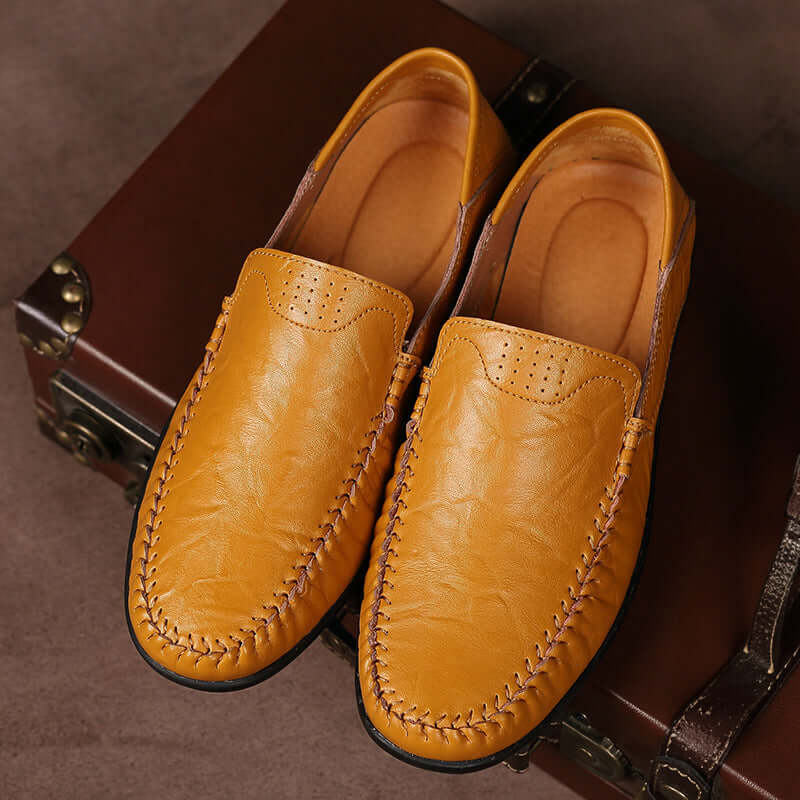 Men's Classic Formal Leather Loafers: Elegant & Comfortable