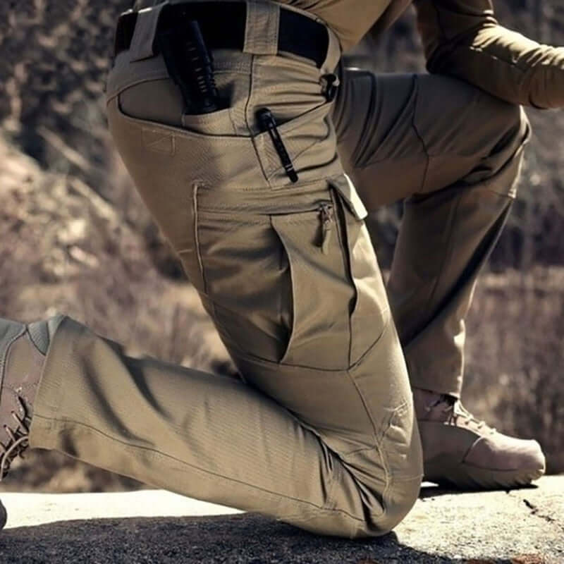 Unisex Tactical Outdoor Pants: Durable & Breathable Stretch Pants