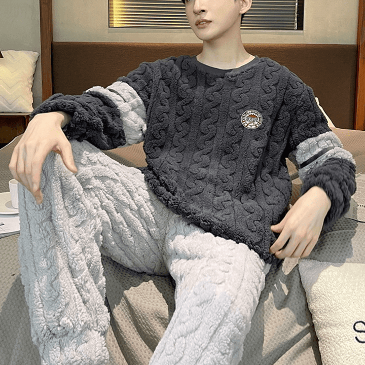 Men's Cozy Winter Pajama Set - Relaxed Fit Loungewear