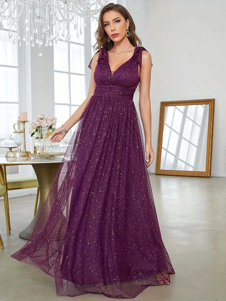 Elegant Floor-Length Evening Gown with Glitter