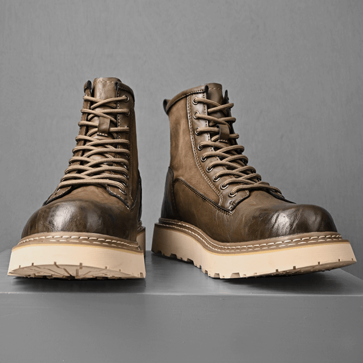 Men's High-Top Outdoor Boots: Rugged & Stylish