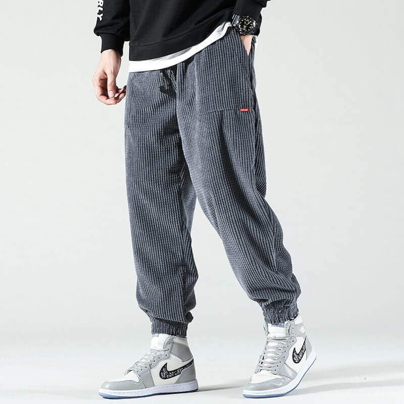 Men's Relaxed-Fit Corduroy Trousers