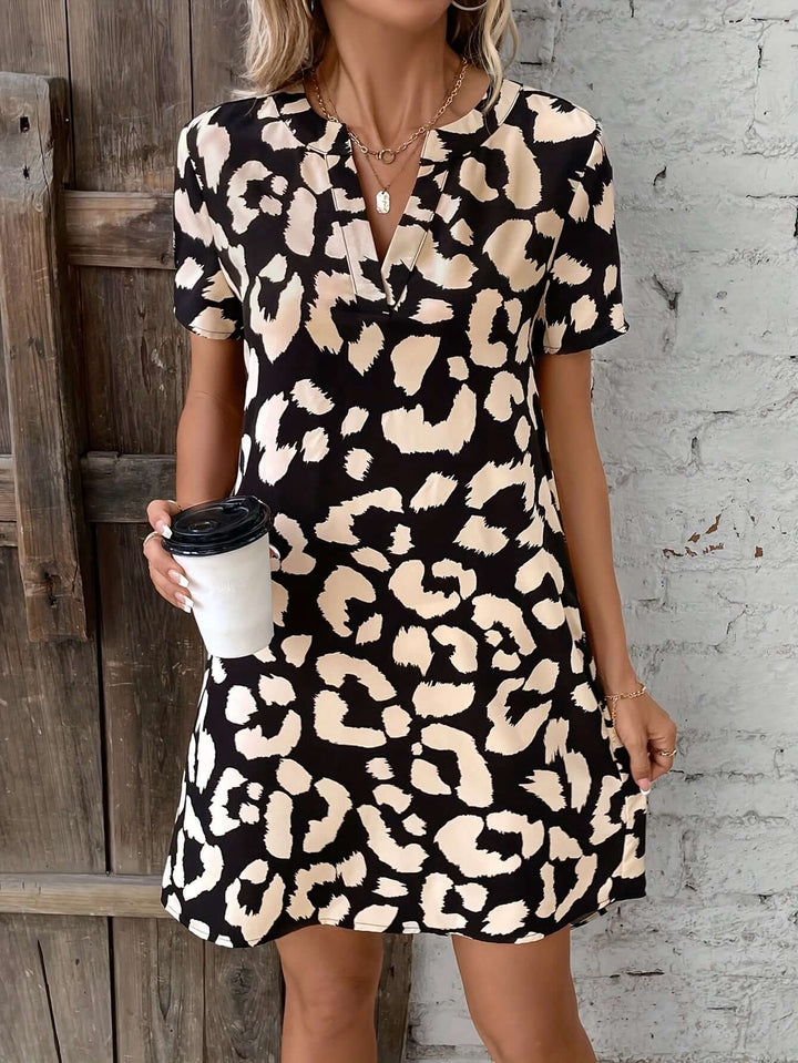 Elegant Leopard Print V-Neck Short Sleeve Dress