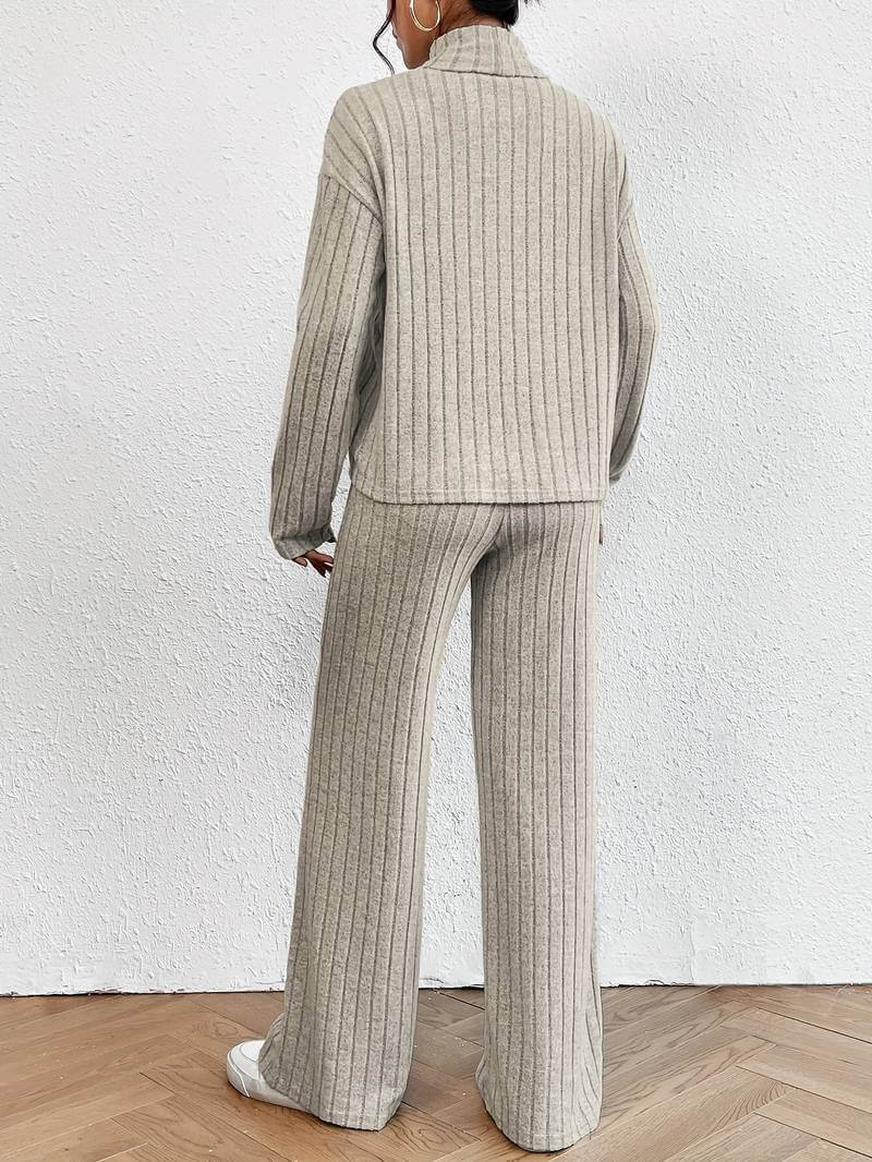 Women's Cozy Turtleneck Sweater & Wide-Leg Pant Set