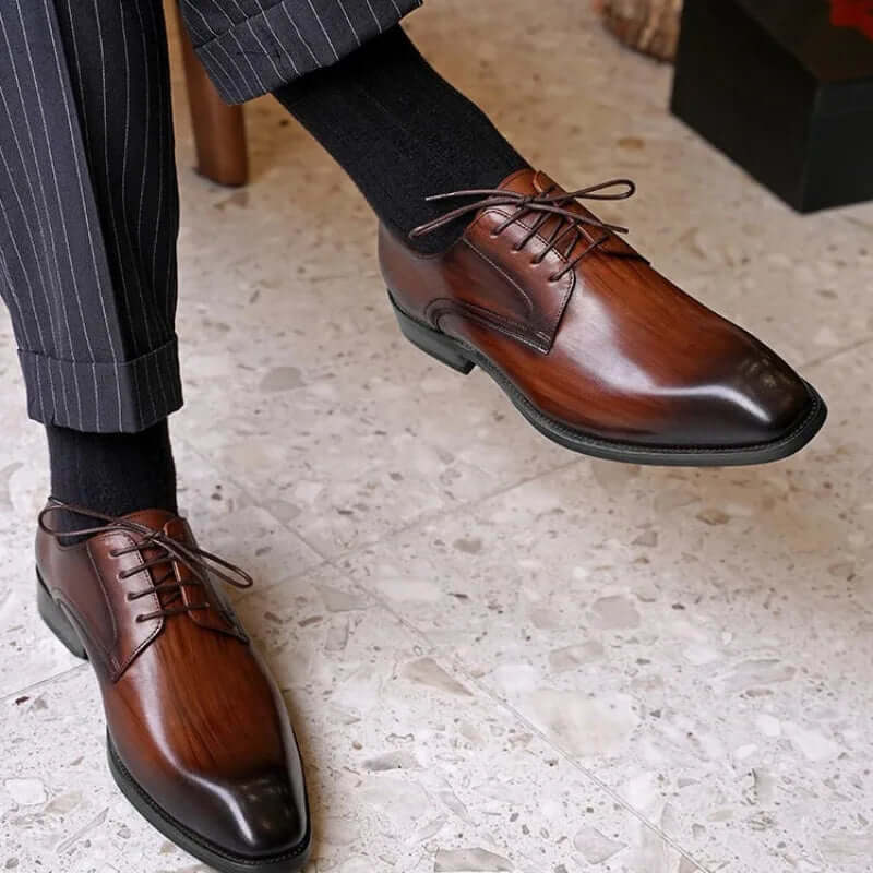 Men's Leather Oxford Dress Shoes: Formal Closed-Lace Style