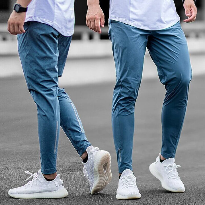 Men's Tapered Joggers: Lightweight & Stretchy