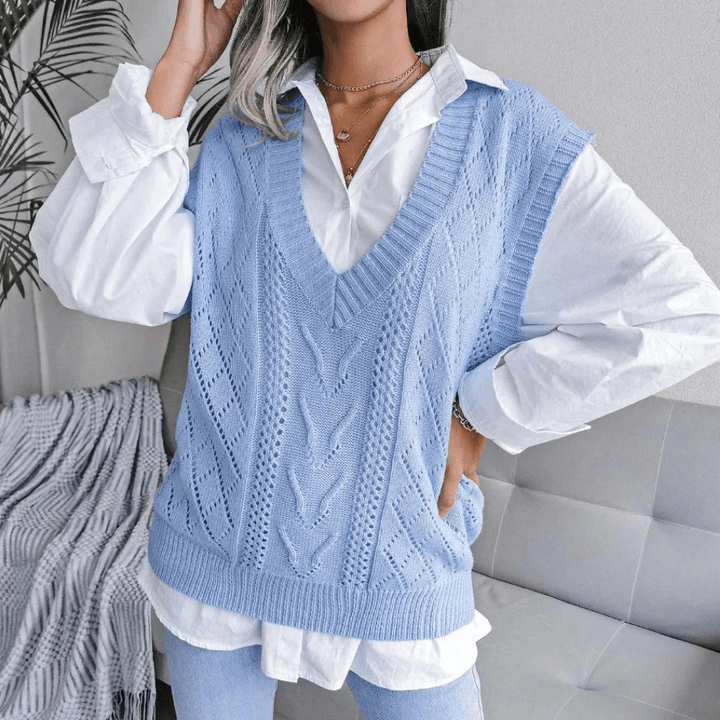 Women's Cable Knit V-Neck Sweater Vest: Cozy & Stylish Layer