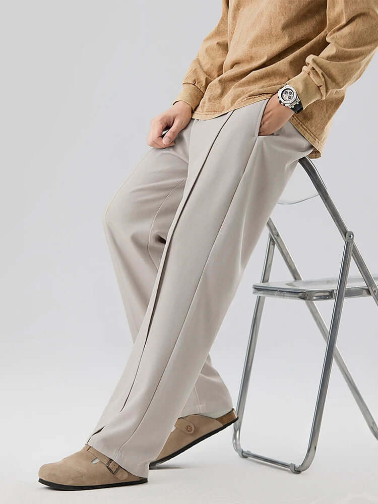 Men's Wide Leg Pleated Trousers: Comfortable & Stylish
