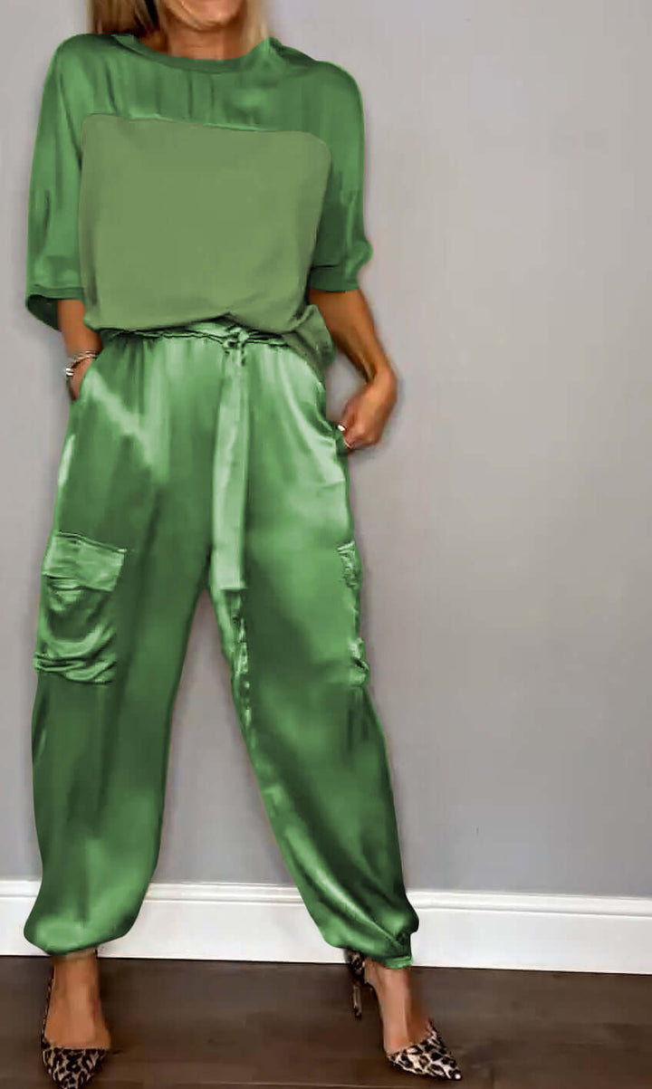Women's Two-Piece Loungewear Set: Soft & Stylish