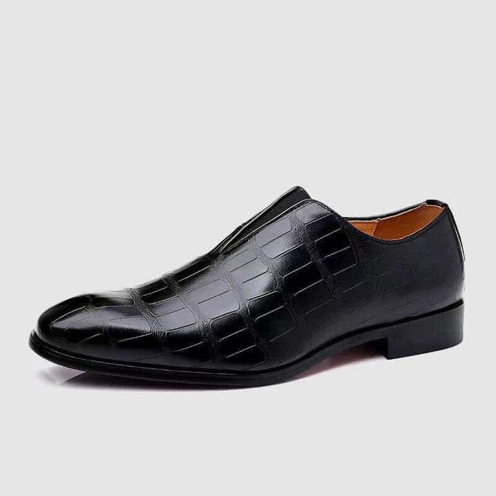 Men's Leather Oxford Shoes: Stone Pattern Detail
