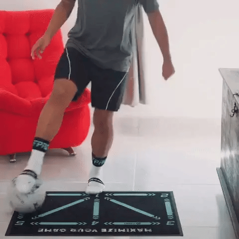 "Football Pro Training Mat, 2x2 meter anti-slip surface, boosts home practice, enhances dribbling, coordination, endurance sk