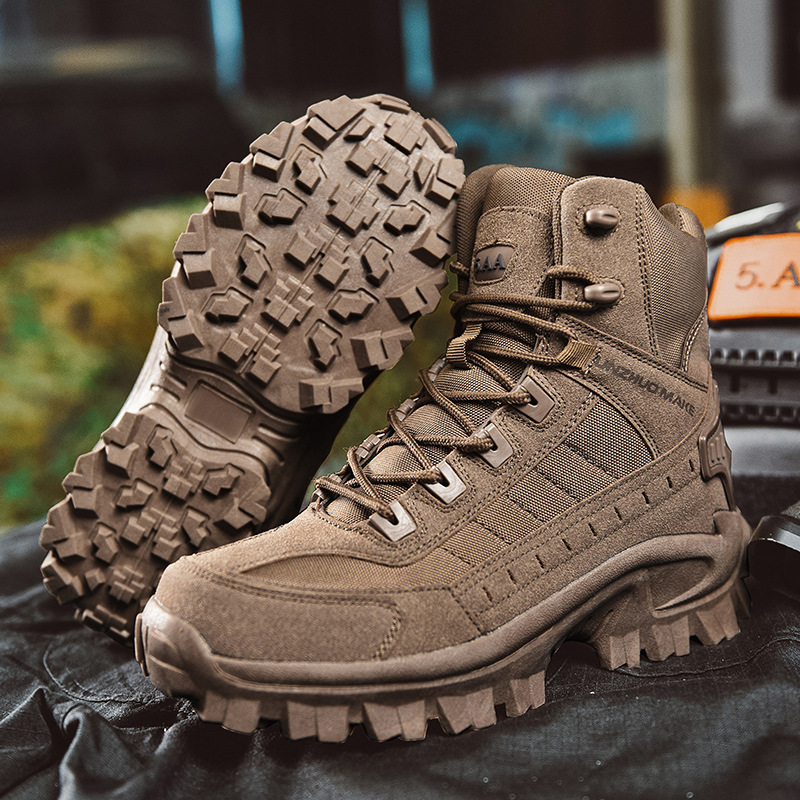 "Men's Qamar Tactical Winter Boots, black leather, rugged design, cozy lining, solid grip, perfect for winter wear."
